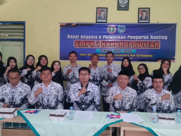 PGRI Ranting SMPN 1 Karangpawitan Resmi Dilantik